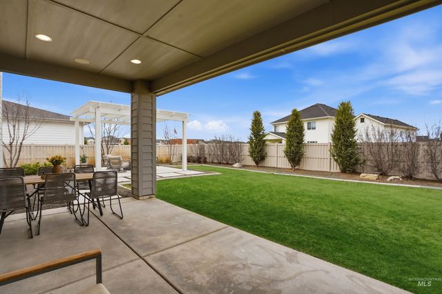 868 W Grassland St, Middleton, ID 83644
