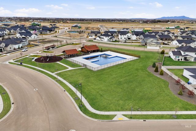 868 W Grassland St, Middleton, ID 83644