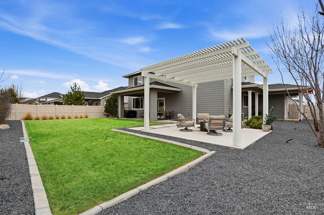 868 W Grassland St, Middleton, ID 83644