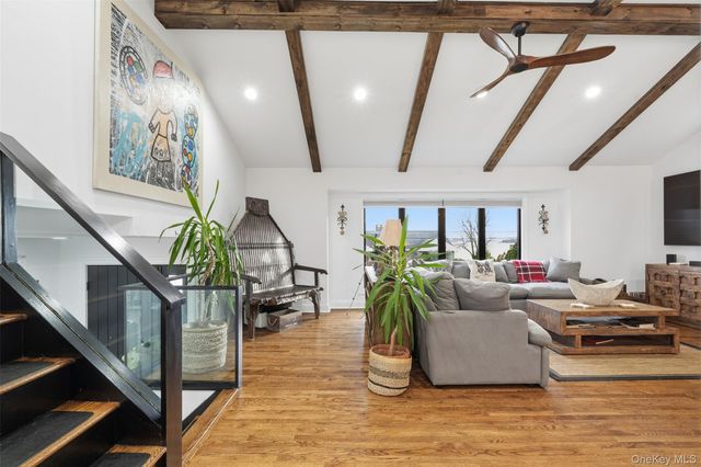 76 Kensington Oval, New Rochelle, NY 10805