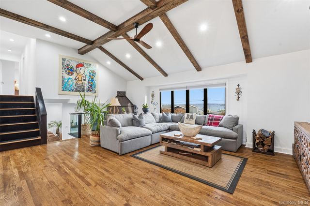 76 Kensington Oval, New Rochelle, NY 10805