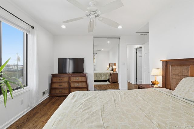 76 Kensington Oval, New Rochelle, NY 10805