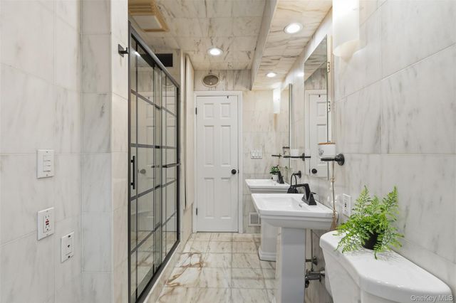 76 Kensington Oval, New Rochelle, NY 10805