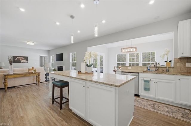 2138 Tall Pine DR, Chesapeake, VA 23323