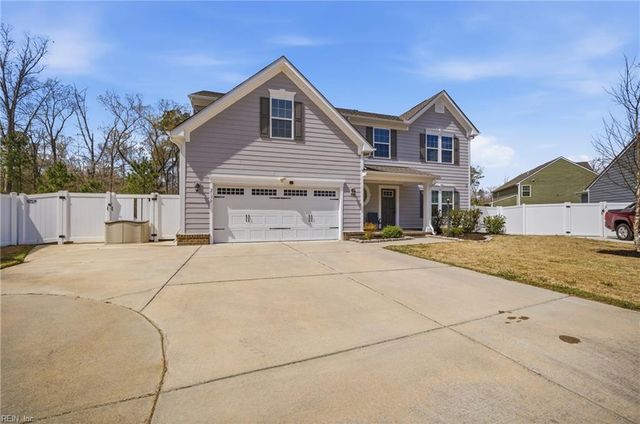 2138 Tall Pine DR, Chesapeake, VA 23323