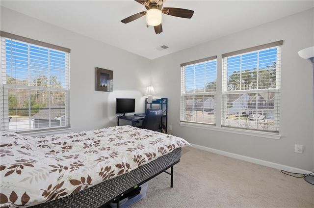 2138 Tall Pine DR, Chesapeake, VA 23323