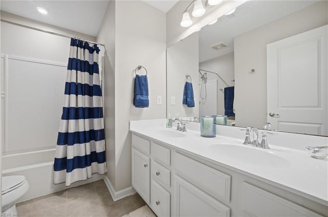 2138 Tall Pine DR, Chesapeake, VA 23323