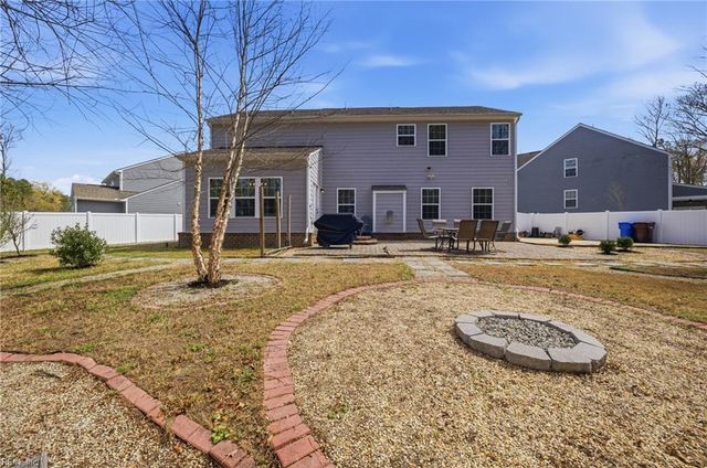 2138 Tall Pine DR, Chesapeake, VA 23323