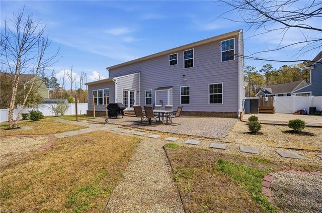 2138 Tall Pine DR, Chesapeake, VA 23323