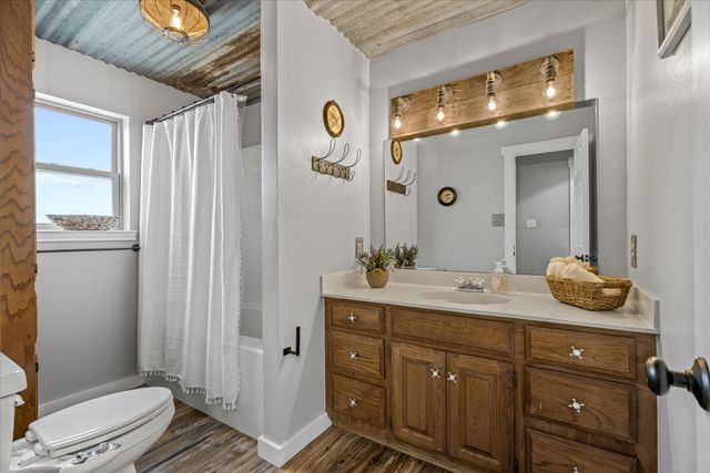 1874 VZ County Road 3213, Edgewood, TX 75117