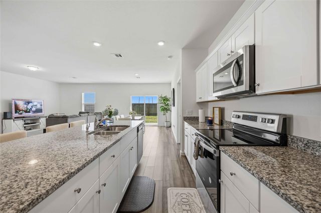 1052 Long Bay Court, Brookshire, TX 77423