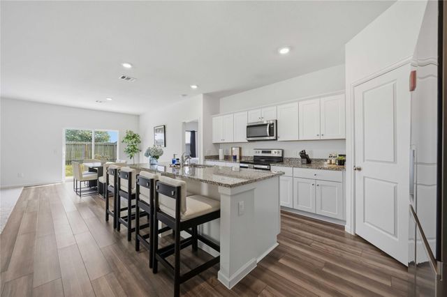 1052 Long Bay Court, Brookshire, TX 77423