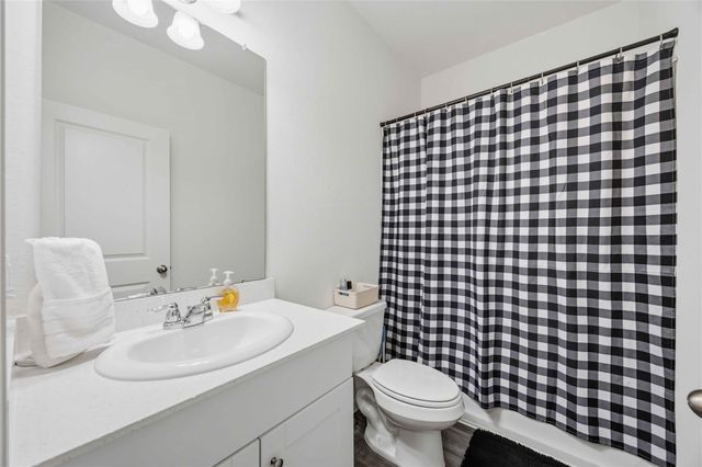 1052 Long Bay Court, Brookshire, TX 77423