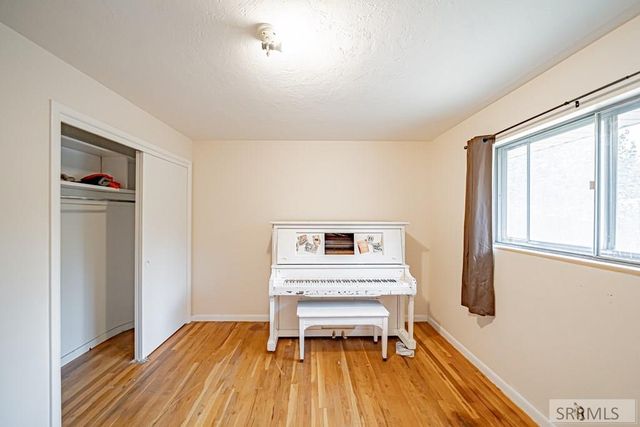 240 Lincoln Drive, Idaho Falls, ID 83401