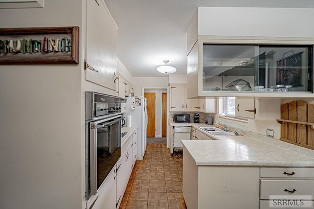 240 Lincoln Drive, Idaho Falls, ID 83401