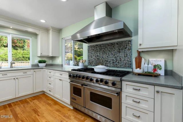 5973 Canon Court, Ventura, CA 93003