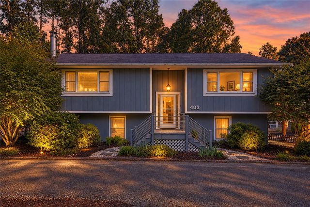 403 Stratford Drive, Seneca, SC 29678