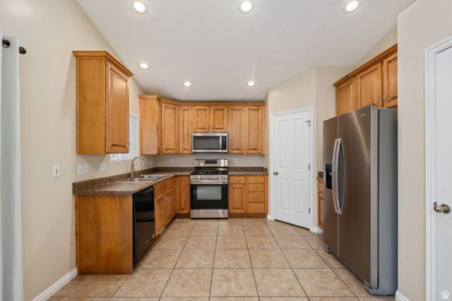 451 E APPLE LN, Pleasant Grove, UT 84062