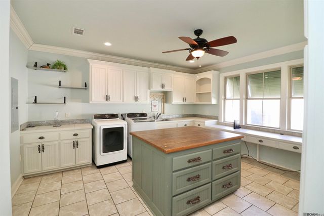 5687 Island Rd, Jarreau, LA 70749