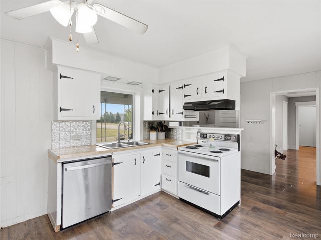4286 Hill Road, Mundy Township, MI 48473