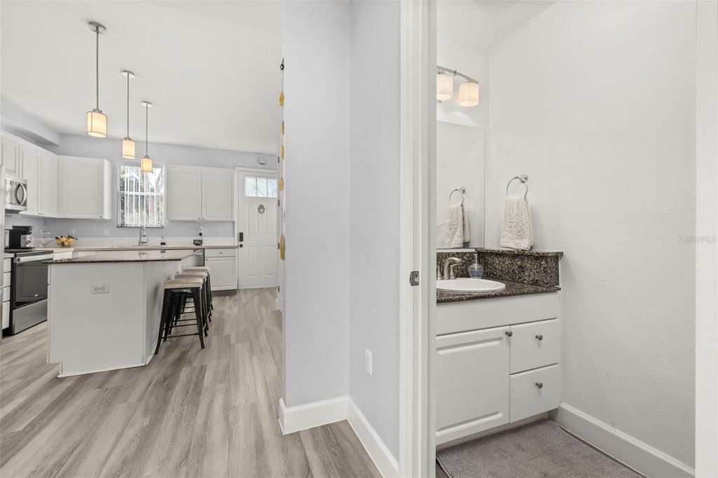 Image 9 of property listing at 651 CORNERSTONE DRIVE, Kissimmee, FL 34744