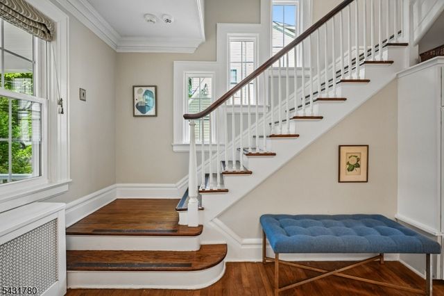 26 Mountain Ave, Maplewood Twp., NJ 07040