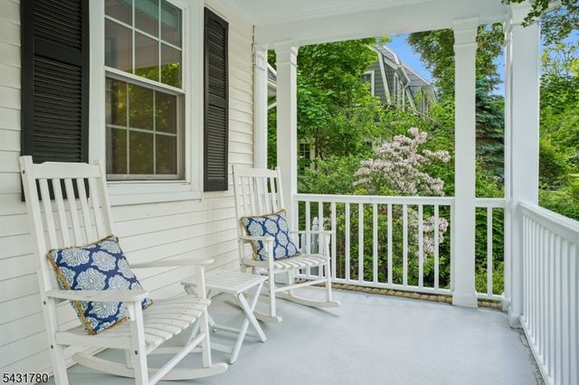 26 Mountain Ave, Maplewood Twp., NJ 07040