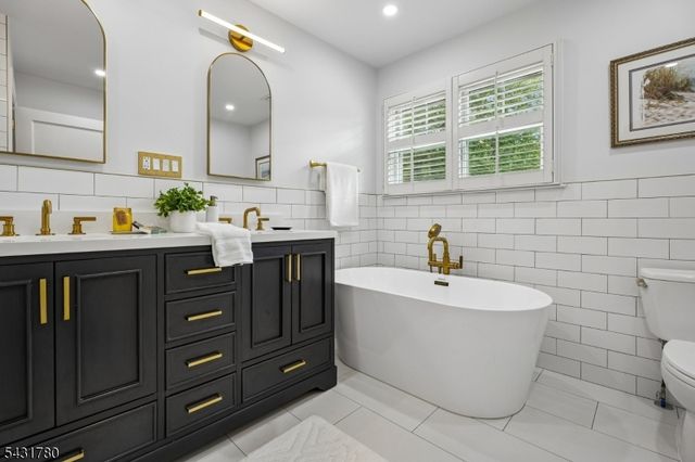 26 Mountain Ave, Maplewood Twp., NJ 07040