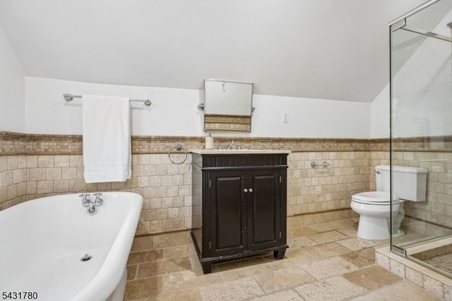 26 Mountain Ave, Maplewood Twp., NJ 07040