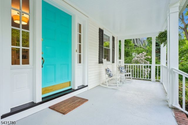 26 Mountain Ave, Maplewood Twp., NJ 07040