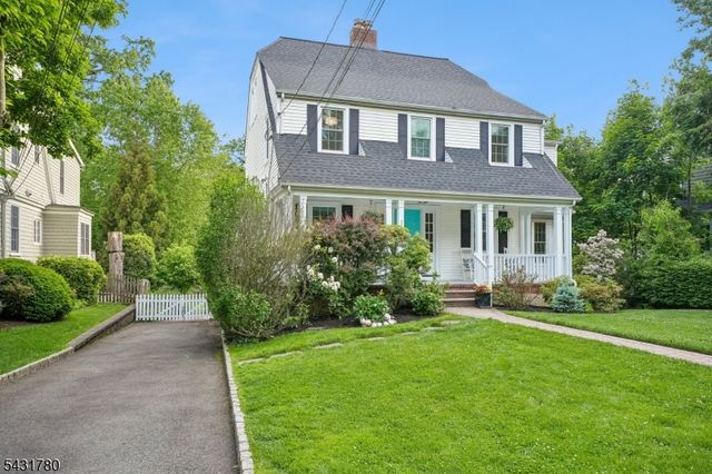 26 Mountain Ave, Maplewood Twp., NJ 07040
