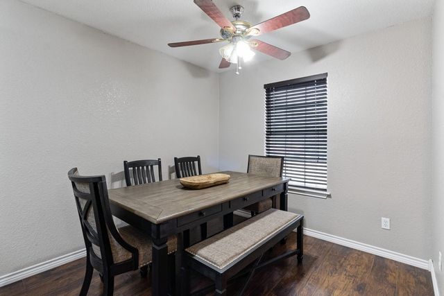 812 Barber Avenue, Cleburne, TX 76031