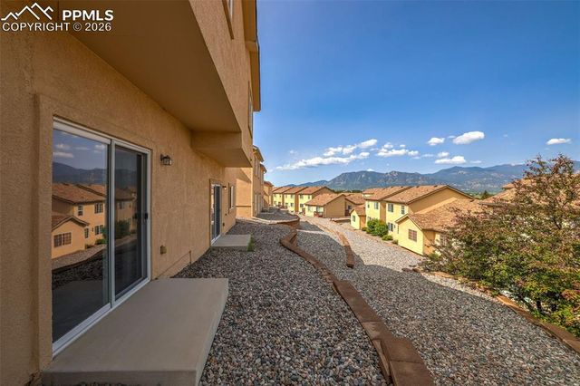 688 Bosque Vista Point, Colorado Springs, CO 80916