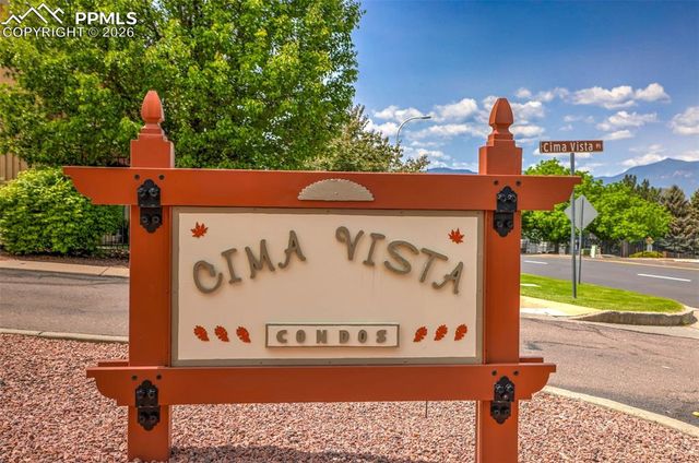 688 Bosque Vista Point, Colorado Springs, CO 80916