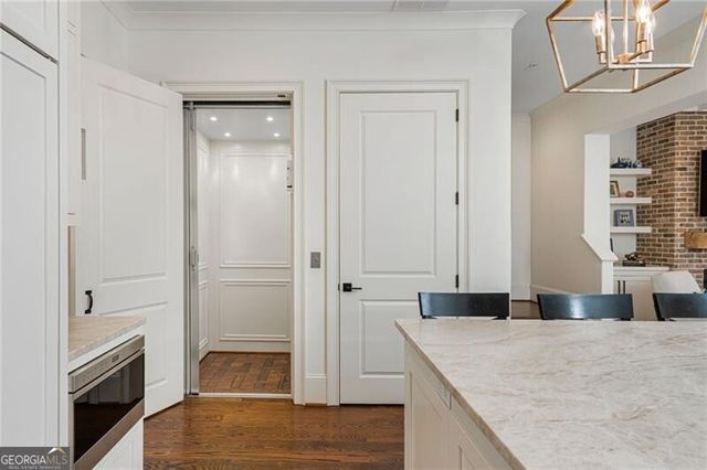 295 Marjean Way, Alpharetta, GA 30009