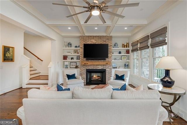 295 Marjean Way, Alpharetta, GA 30009