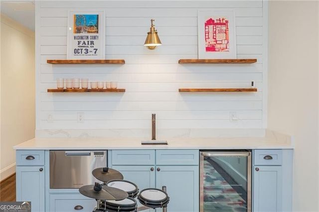 295 Marjean Way, Alpharetta, GA 30009