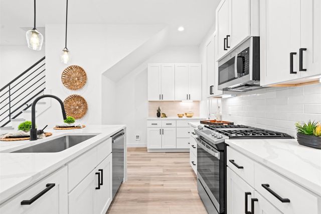 6423 Madrid Street, Houston, TX 77021