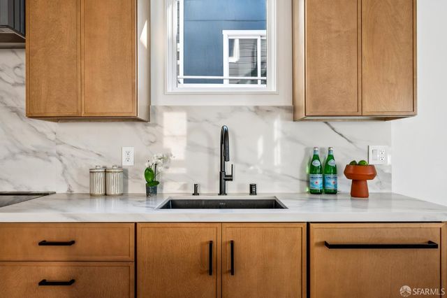 3821 23rd Street, San Francisco, CA 94114