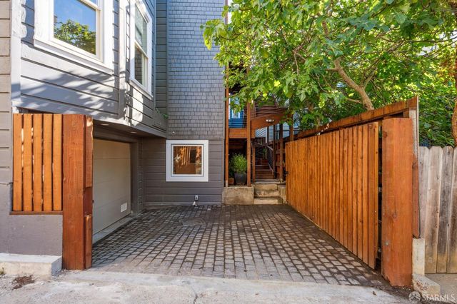 3821 23rd Street, San Francisco, CA 94114