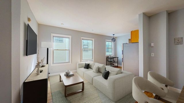 5 Sutton St 3A, Boston, MA 02126