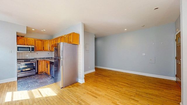 5 Sutton St 3A, Boston, MA 02126