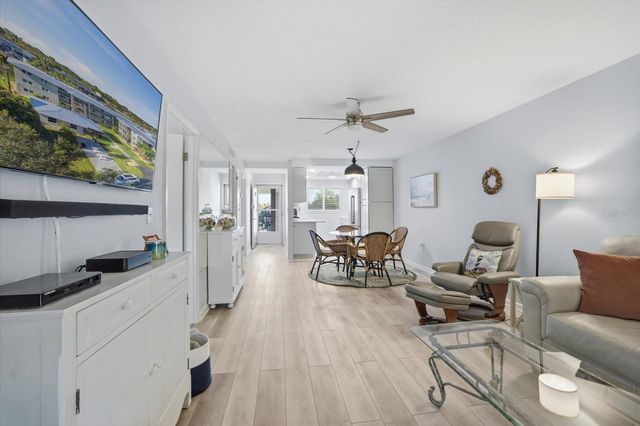 649 TAMIAMI TRAIL S 306, Venice, FL 34285