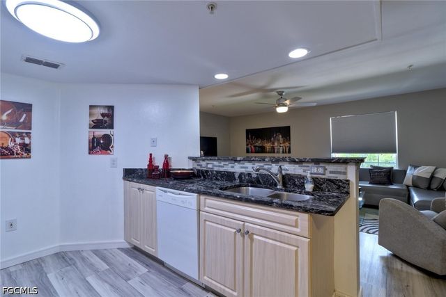1775 Four Mile Cove PKWY 1223, Cape Coral, FL 33990