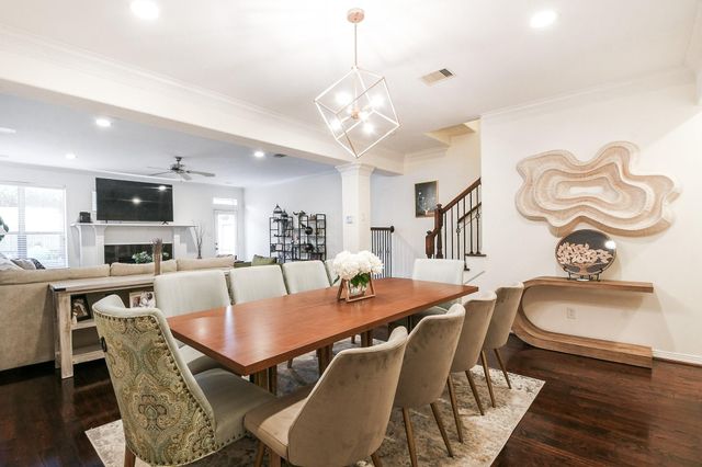 1111 W 26th Street, Houston, TX 77008