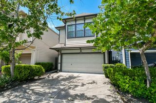 1111 W 26th Street, Houston, TX 77008