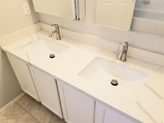 14943 Sugar Peak Drive, Sugar Land, TX 77498