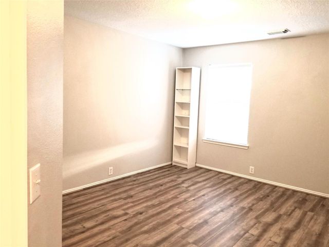 14943 Sugar Peak Drive, Sugar Land, TX 77498