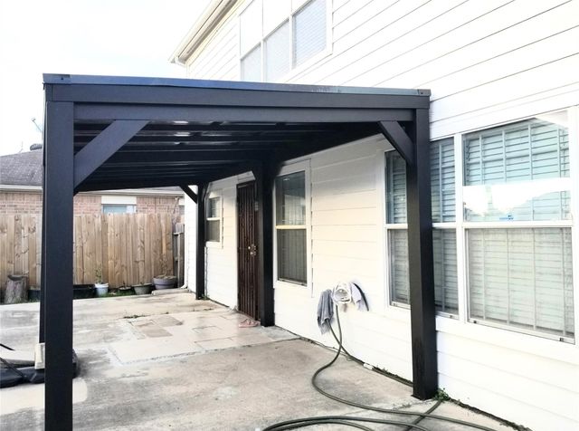 14943 Sugar Peak Drive, Sugar Land, TX 77498