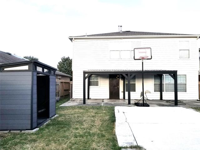 14943 Sugar Peak Drive, Sugar Land, TX 77498